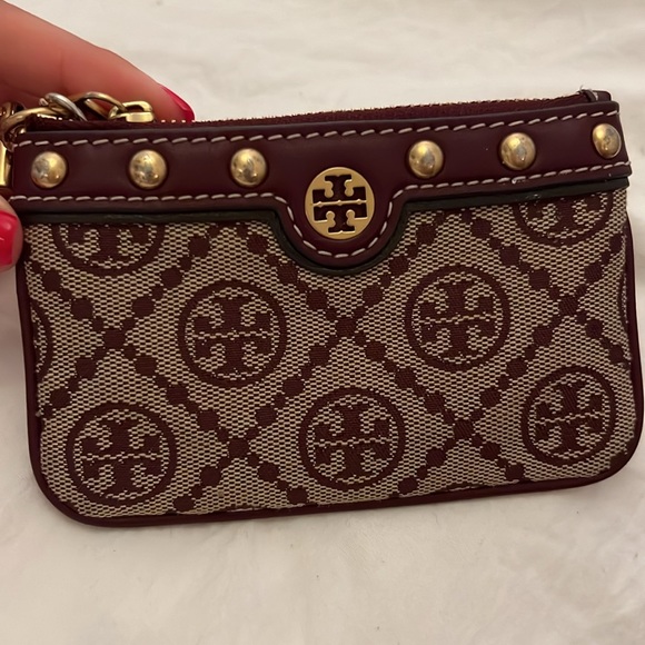 Tory Burch T Monogram Studded Card Case Key Fob - Picture 4 of 8